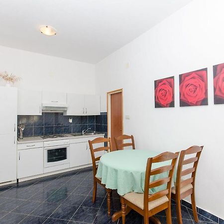 Apartments Ivanka 비스 외부 사진