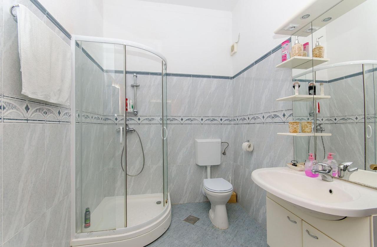 Apartments Ivanka 비스 외부 사진